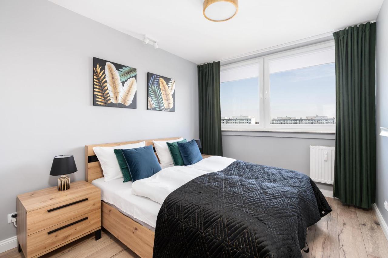 Stylish Apartment Near Wroclavia For 4 Guests By Noclegi Renters Breslavia Esterno foto