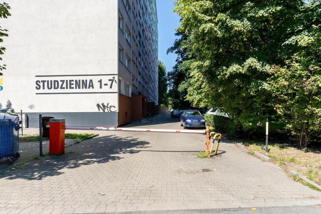 Stylish Apartment Near Wroclavia For 4 Guests By Noclegi Renters Breslavia Esterno foto
